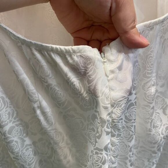 Verity Gown - Picture 7 of 15